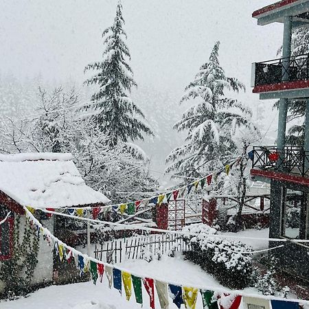 Red House Cafe And Inn Manali  Bagian luar foto