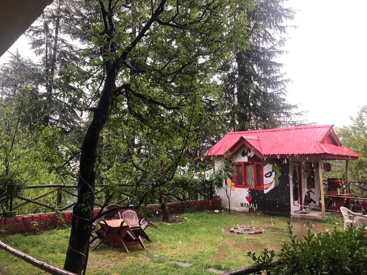 Red House Cafe And Inn Manali  Bagian luar foto