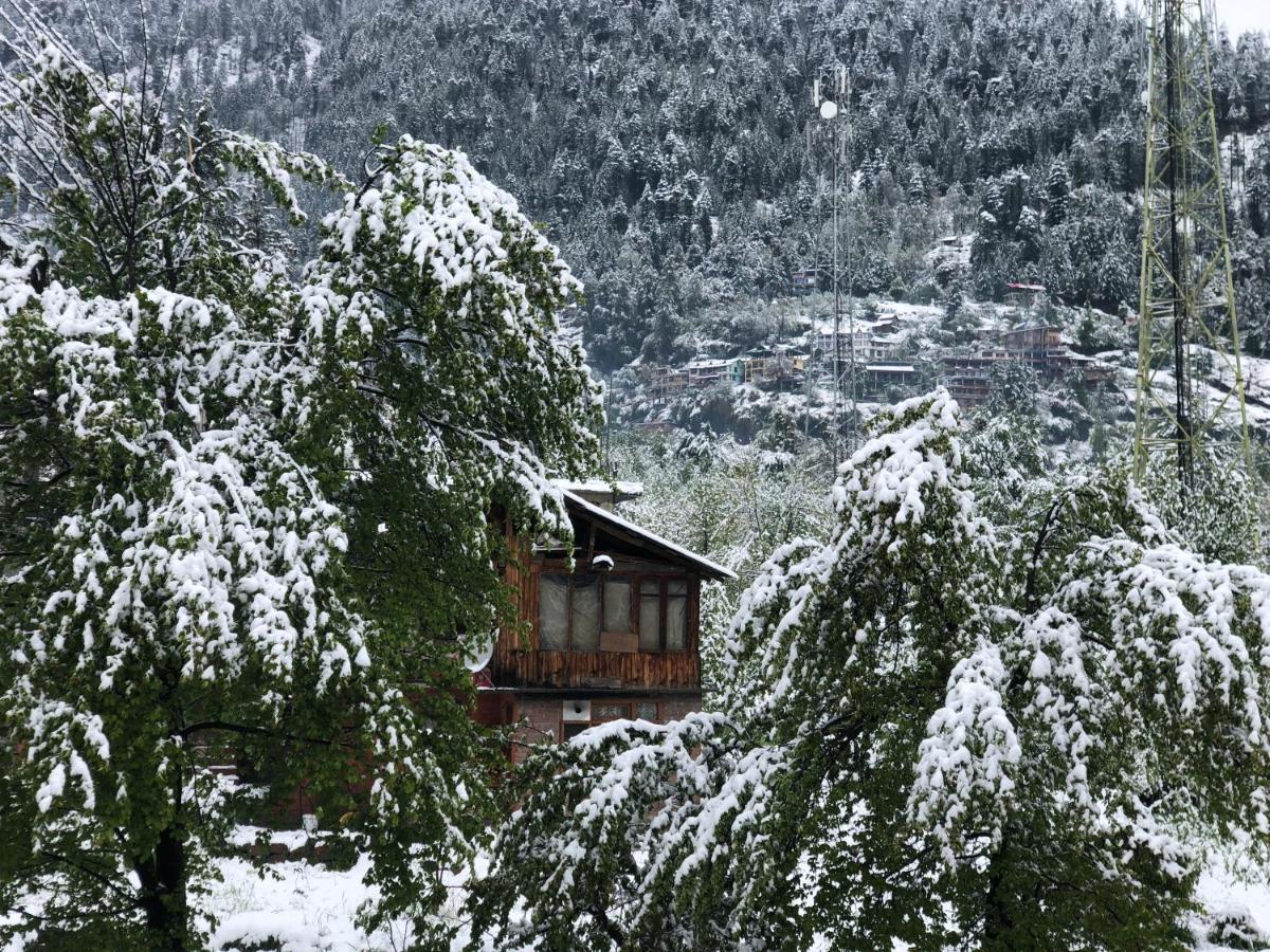 Red House Cafe And Inn Manali  Bagian luar foto