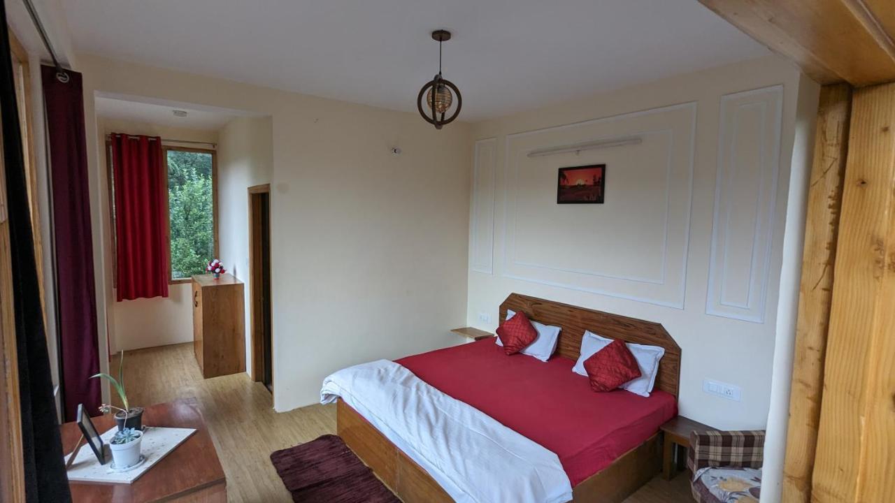 Red House Cafe And Inn Manali  Bagian luar foto
