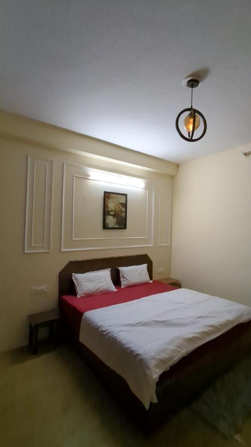 Red House Cafe And Inn Manali  Bagian luar foto