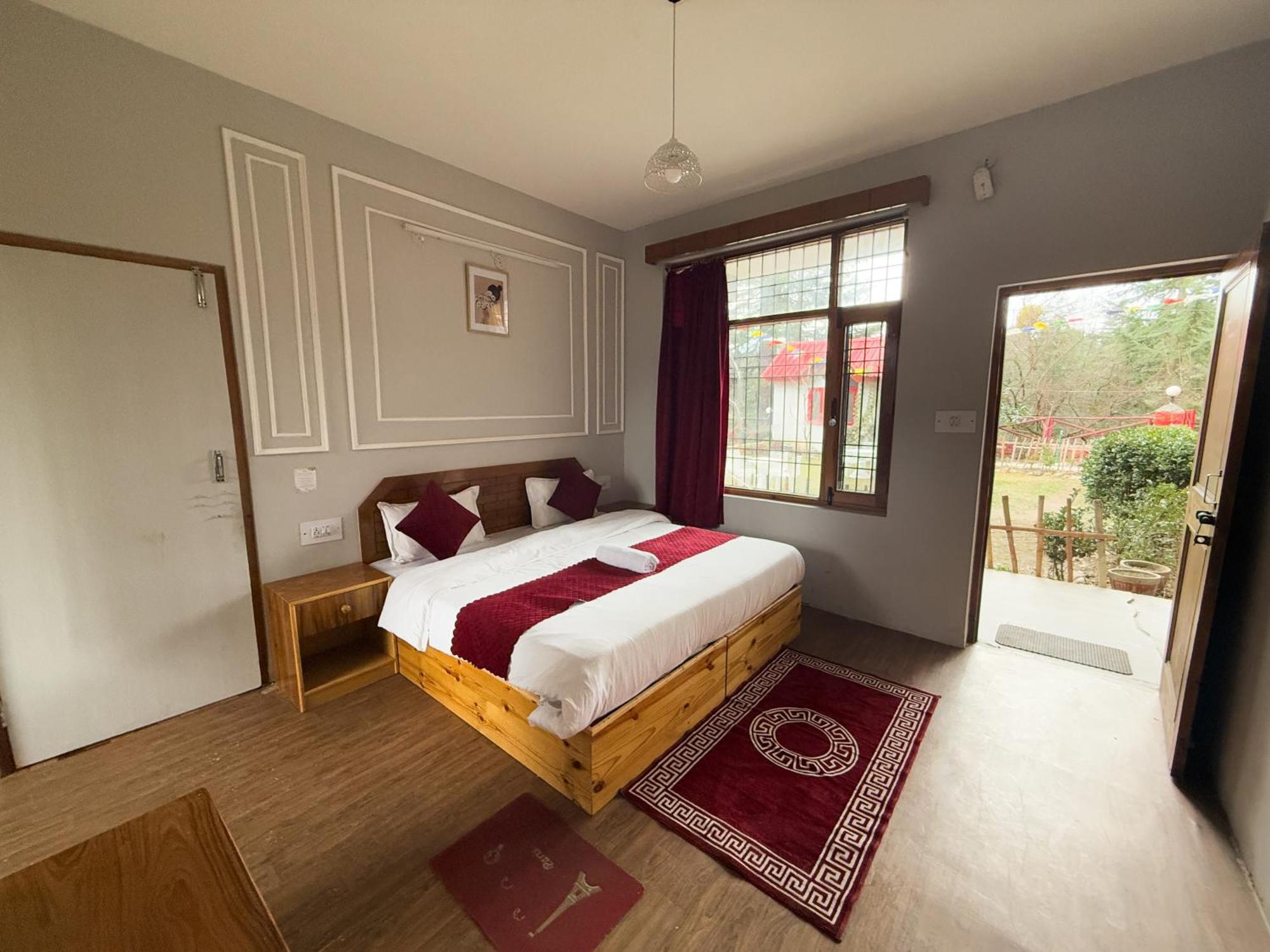 Red House Cafe And Inn Manali  Bagian luar foto